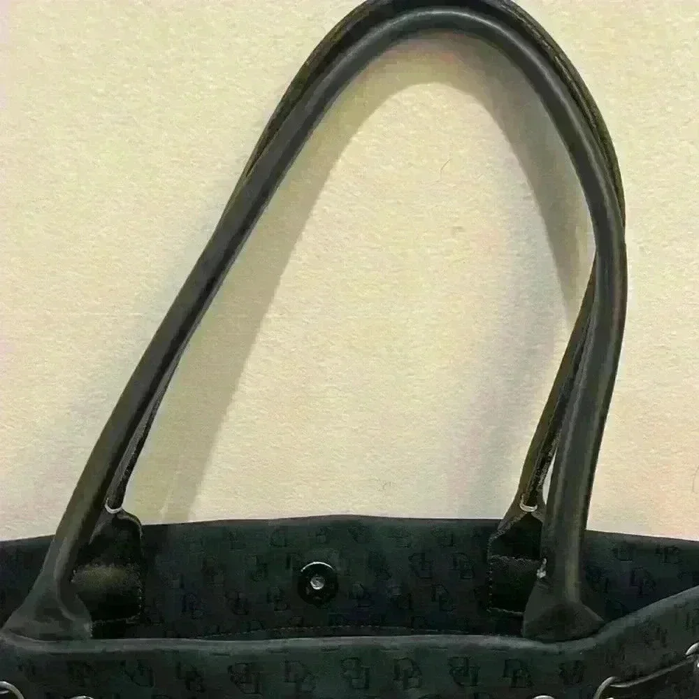 Dooney & Bourke wide tote